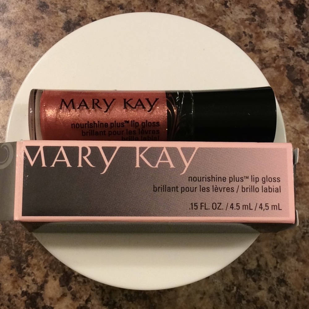 Lip gloss